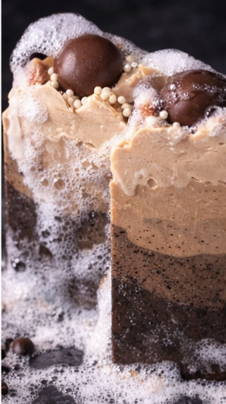 Beer & Bourbon Cold-processed Scrub Bar Soap